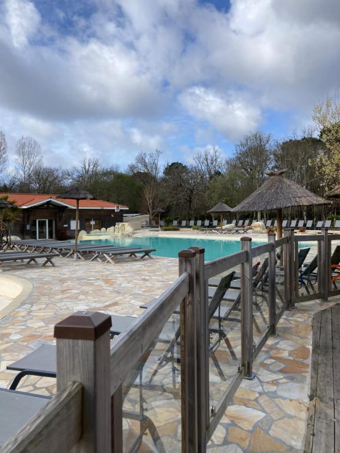 Camping 5* - Biscarosse Lac - Mobilhome 2 Chambres - 4 Personnes Biscarrosse Eksteriør billede