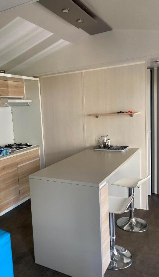 Camping 5* - Biscarosse Lac - Mobilhome 2 Chambres - 4 Personnes Biscarrosse Eksteriør billede